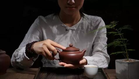 茶中珍品助女性，经期不适轻松解